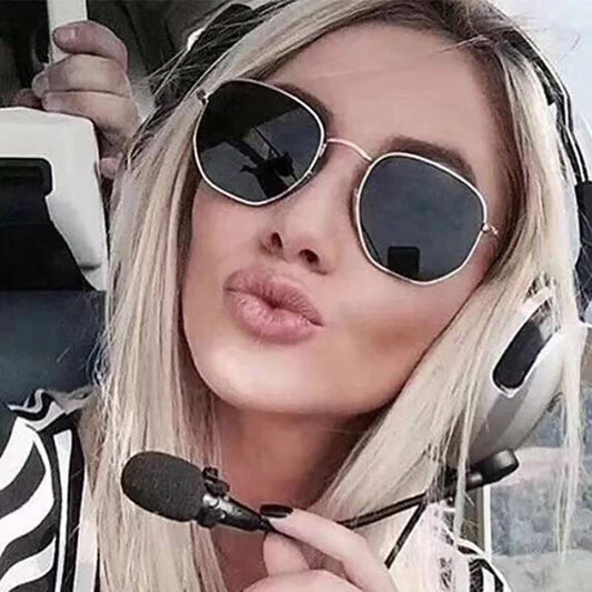 🍒Sonbril spieëllens retro sonbril luukse sonbril vintage vroulike swart skakerings uv400 beskerming AC vierkantige raambril vir vroue luukse vintage sonskerms Kleur Jou Somer
