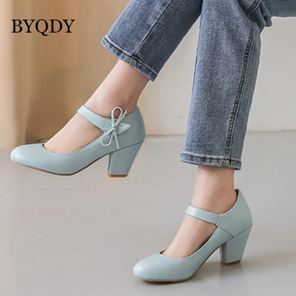 🍒Damespompe 7 cm hoë dik blokhakke ronde toon Mary Janes skoene trourok skoene kantoorskoene damesenkelbandhakke met strikkies