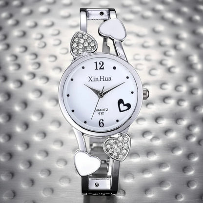 🍒Womens heart watch Design quartz fashion bangle silver classic crystal Stainless Steel colour face wristwatch smart casual jewellery   Watch This Bang For Your Buck
