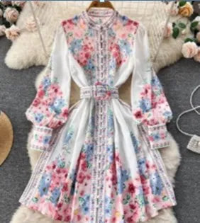 🍒立领泡泡袖连衣裙女甜美春秋时尚褶皱连衣裙碎花裙过膝连衣裙