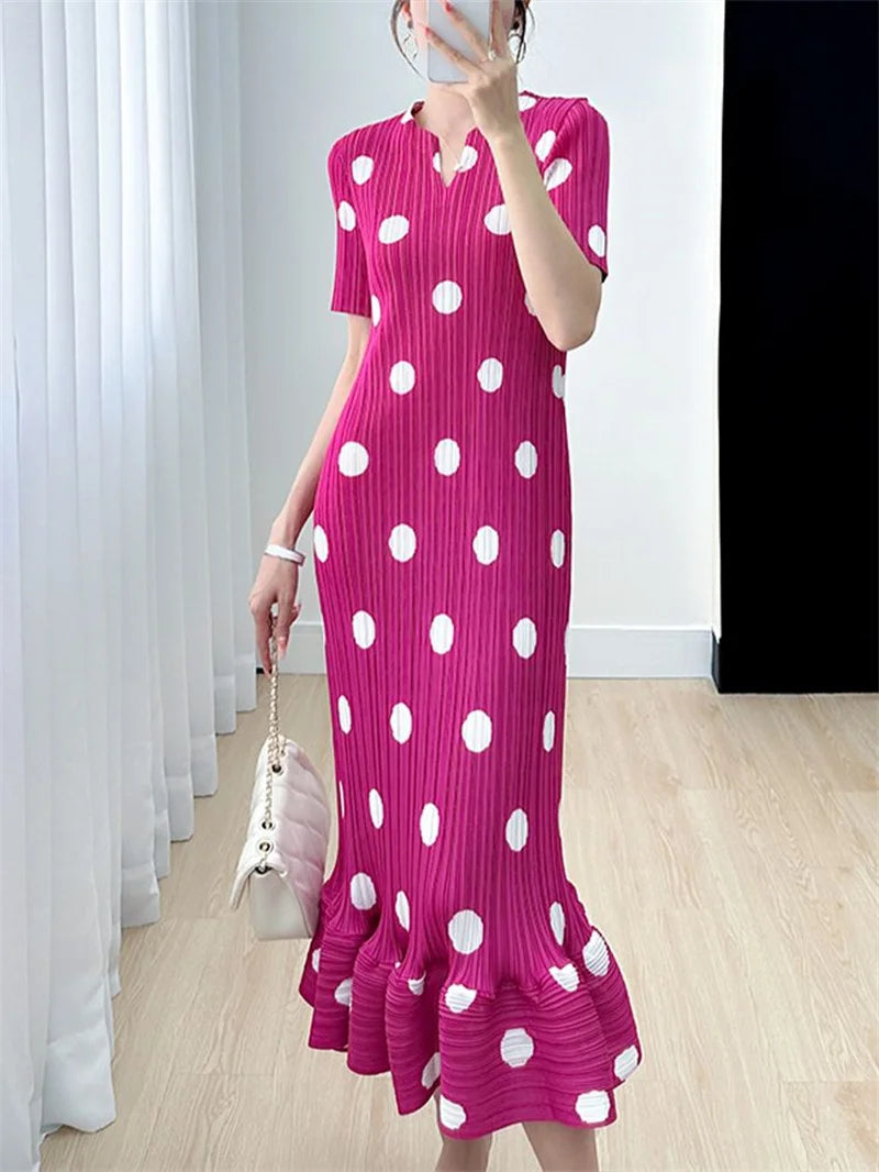🍒女士连衣裙晚装夏季女士服装圆点V领高端宽松百褶裙勿迟疑，赶快行动起来吧！