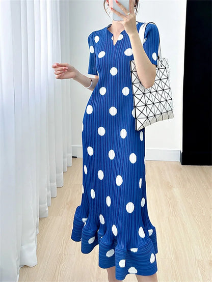 🍒女士连衣裙晚装夏季女士服装圆点V领高端宽松百褶裙勿迟疑，赶快行动起来吧！