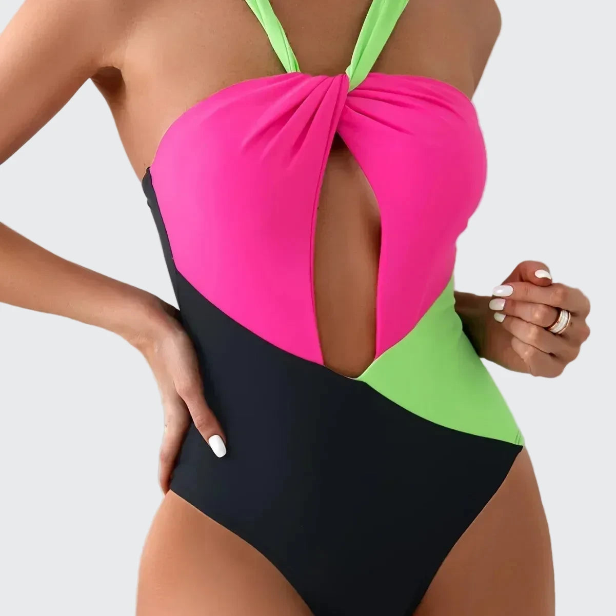 🍒Modieuse swemdrag eenstuk poelswemklere vir vroue Ruglose swemklere met uitsny-kruiskleur swembroek Tri-kleur Skouspel