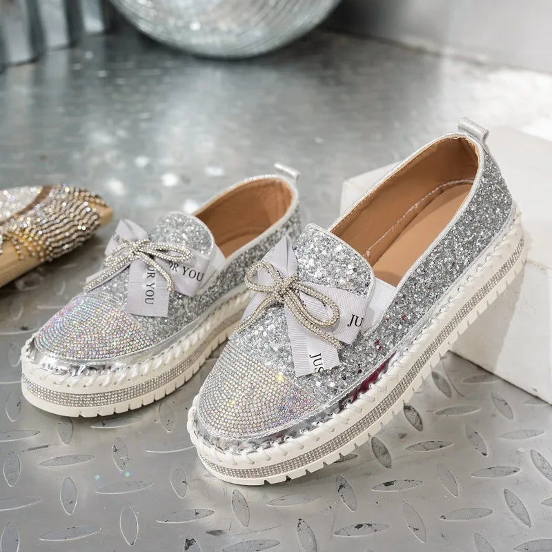 🍒Dames slim gemaklike skoene met dik sole, gerieflike buite skoene met glyvaste sole, glansryke mode insteekskoene, Glitzy Gliders