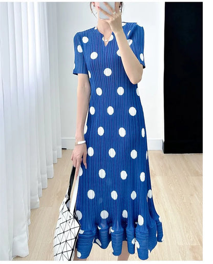 🍒女士连衣裙晚装夏季女士服装圆点V领高端宽松百褶裙勿迟疑，赶快行动起来吧！