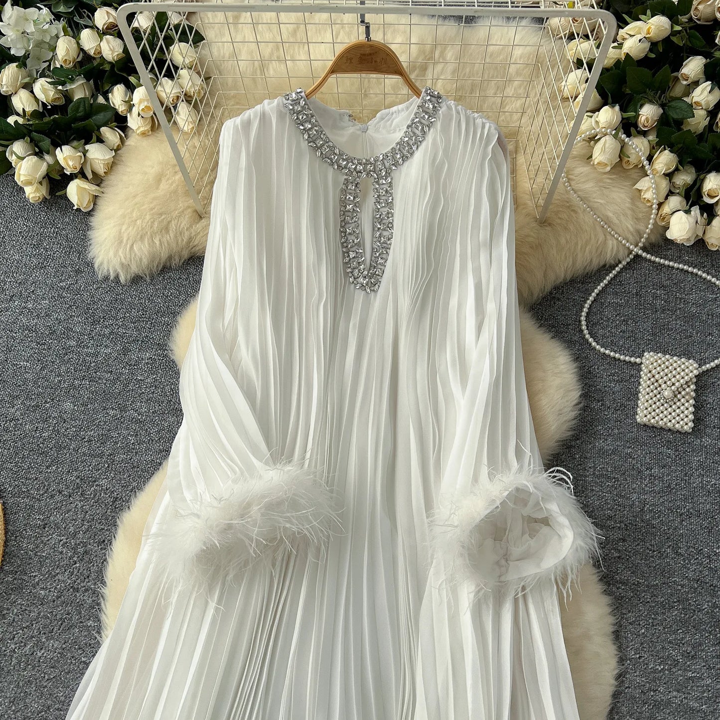 🍒Pleated long dress for women white maxi outfit wedding guest wear diamond and feather detail long sleeve elegant party occasion wear long sleeve club wear Look Diamond In Pleats