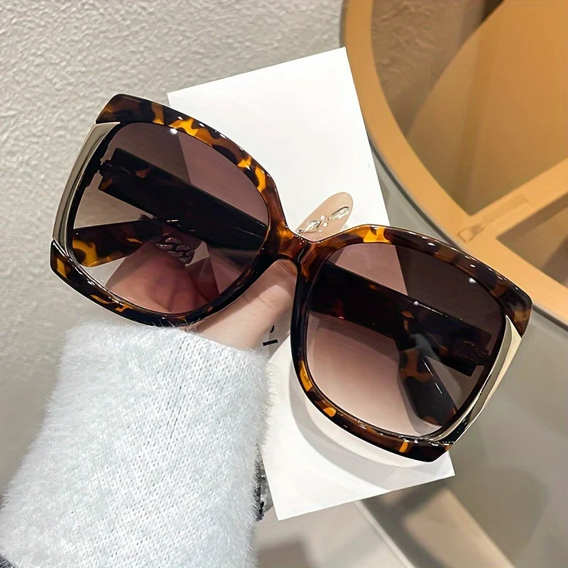 🍒oversized square fashion sunglasses for women anti-Glare durable pc frame with chic metal hinges - perfect for beach glasses travel sunglasses for all seasons Colour Cools
