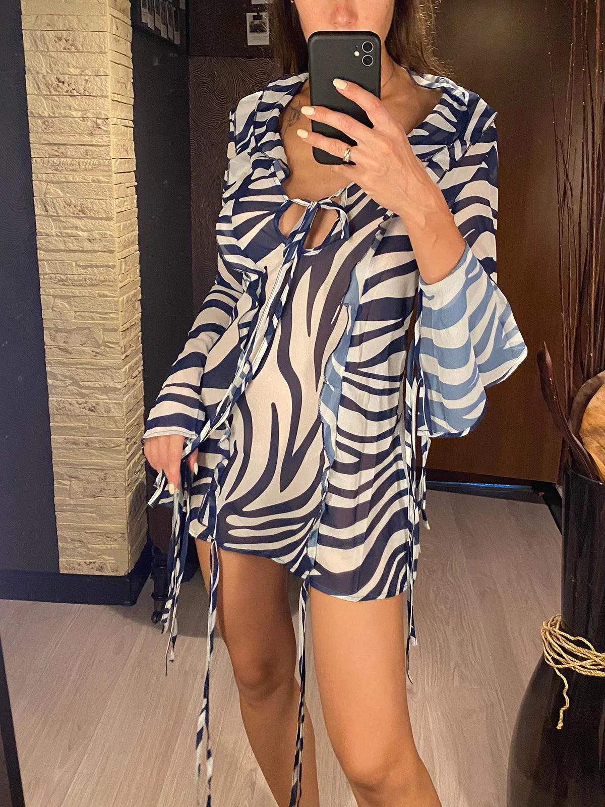 🍒 女士长袖迷你条纹荷叶边连衣裙 V 领沙滩连衣裙派对俱乐部服装拉链款 这款 Zeberdy