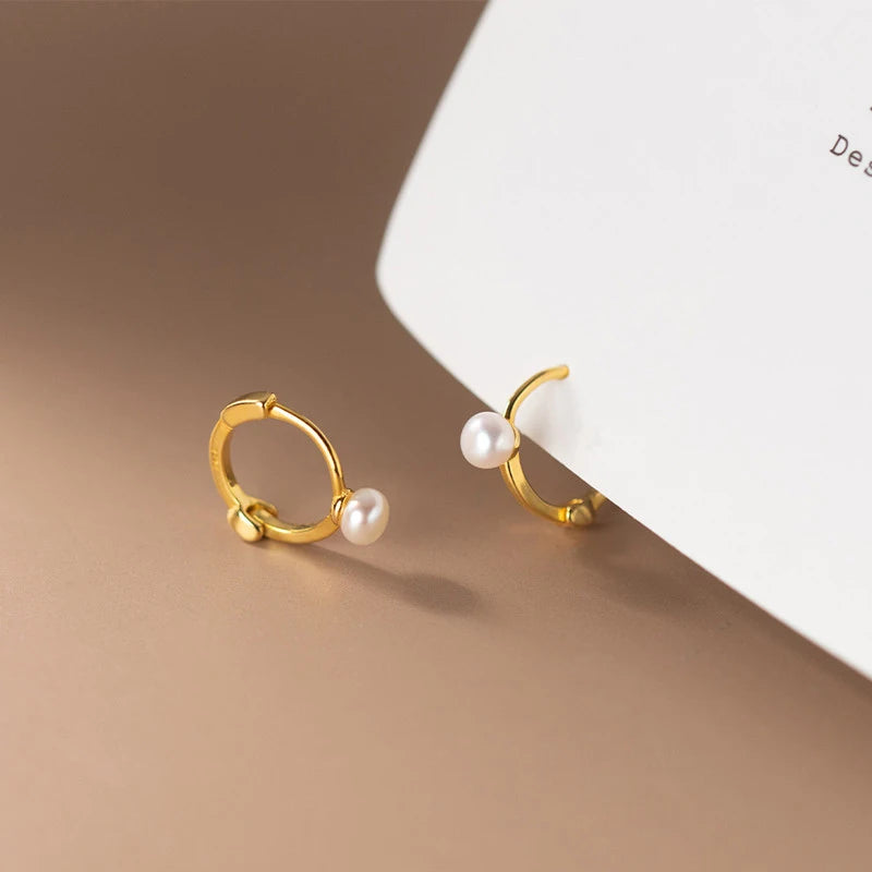 🍒925 Sterling silwer mode-oorbelle, pêrel-omhelsertjies, natuurlike pêrel-ringoorbelle vir vroue, dogter, troujuweliersware, eenvoudige styl Kry Hierdie Geskenk Het