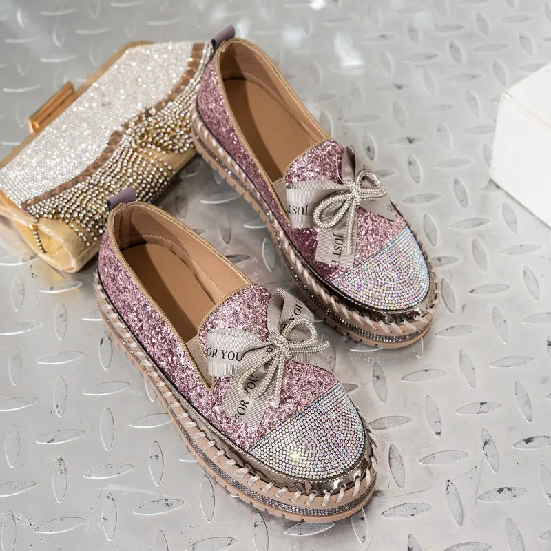 🍒Dames slim gemaklike skoene met dik sole, gerieflike buite skoene met glyvaste sole, glansryke mode insteekskoene, Glitzy Gliders