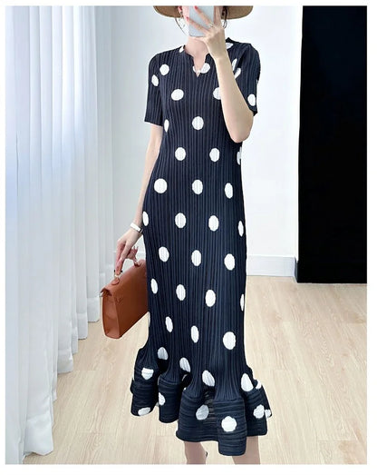 🍒女士连衣裙晚装夏季女士服装圆点V领高端宽松百褶裙勿迟疑，赶快行动起来吧！