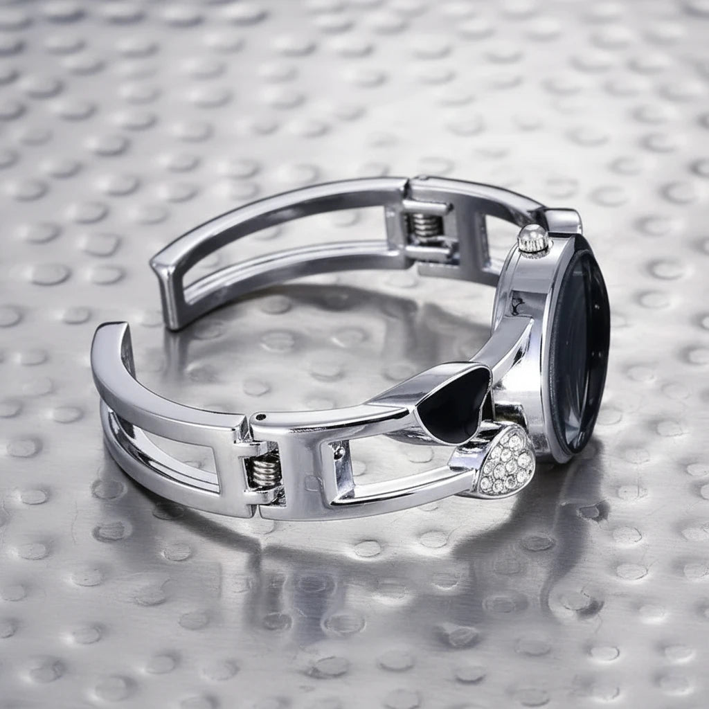 🍒Womens heart watch Design quartz fashion bangle silver classic crystal Stainless Steel colour face wristwatch smart casual jewellery   Watch This Bang For Your Buck