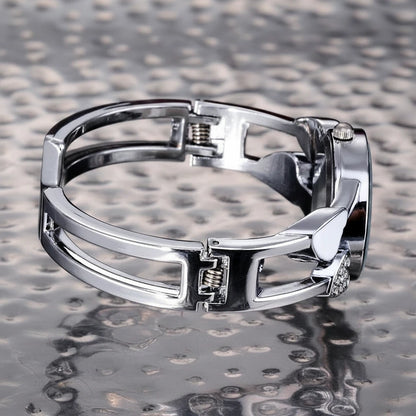 🍒Womens heart watch Design quartz fashion bangle silver classic crystal Stainless Steel colour face wristwatch smart casual jewellery   Watch This Bang For Your Buck