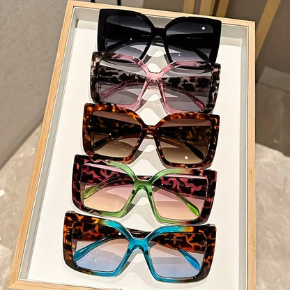 🍒Grootraam-sonbrille dames unisex modebrille vierkant veelsydig kontrasterende kleur eenvoudig UV400-beskerming brille nuwerwetse brille vir vroue Lyk Cool Vierkant