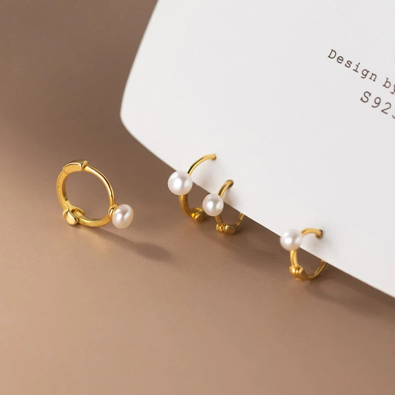 🍒925 Sterling silwer mode-oorbelle, pêrel-omhelsertjies, natuurlike pêrel-ringoorbelle vir vroue, dogter, troujuweliersware, eenvoudige styl Kry Hierdie Geskenk Het
