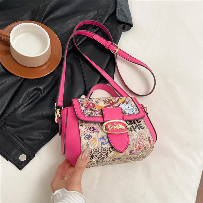 🍒涂鸦手提包/单肩包女包设计师奢侈品斜挎包女士斜挎包粉色斜挎包休闲包 毫无谎言，这款涂鸦包可以属于你