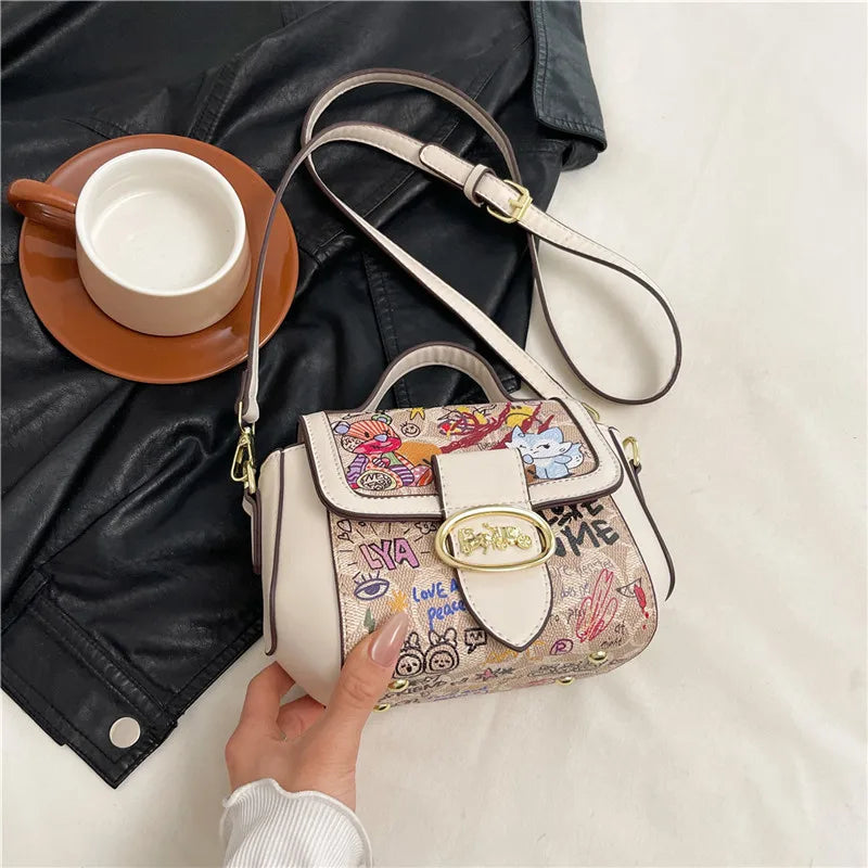 🍒涂鸦手提包/单肩包女包设计师奢侈品斜挎包女士斜挎包粉色斜挎包休闲包 毫无谎言，这款涂鸦包可以属于你