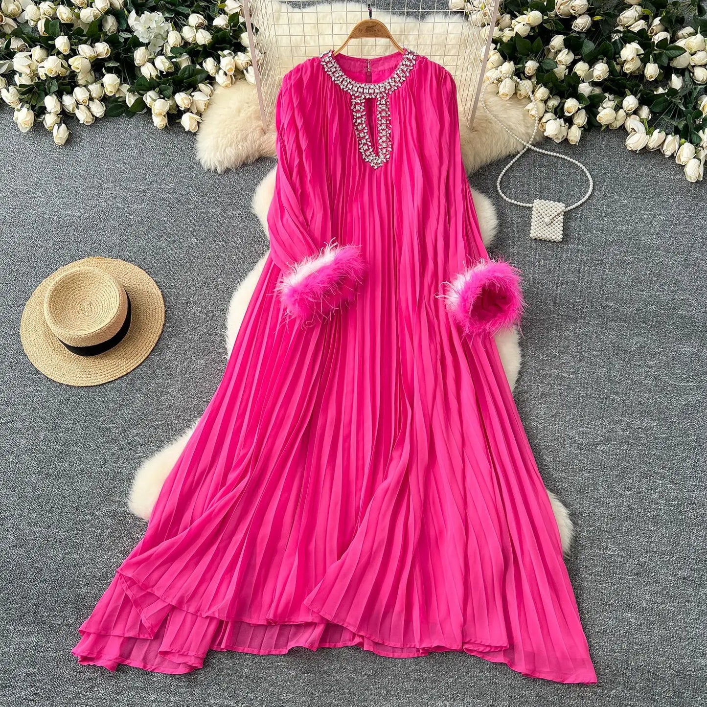 🍒Pleated long dress for women white maxi outfit wedding guest wear diamond and feather detail long sleeve elegant party occasion wear long sleeve club wear Look Diamond In Pleats