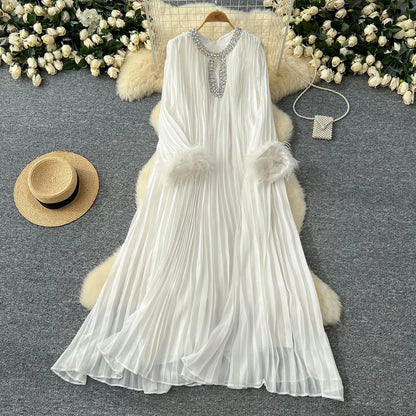 🍒Pleated long dress for women white maxi outfit wedding guest wear diamond and feather detail long sleeve elegant party occasion wear long sleeve club wear Look Diamond In Pleats