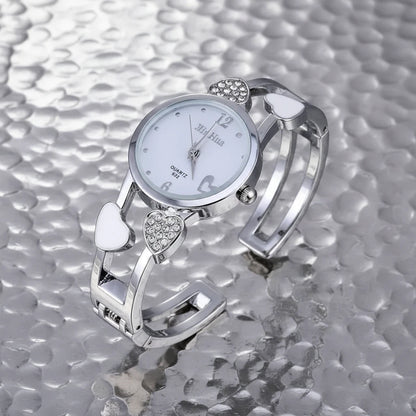 🍒Womens heart watch Design quartz fashion bangle silver classic crystal Stainless Steel colour face wristwatch smart casual jewellery   Watch This Bang For Your Buck