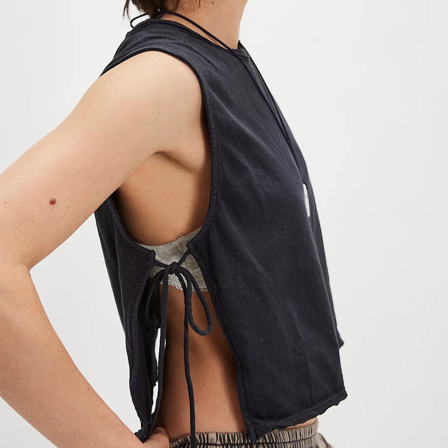 🍒Side opened crop top sleeveless tops woman summer black tops female casual wear loose breathable clothing holiday wear beachwear
